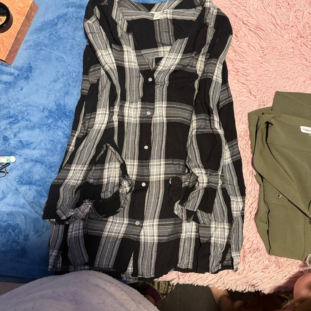 Black and White Plaid Button-Up Shirt